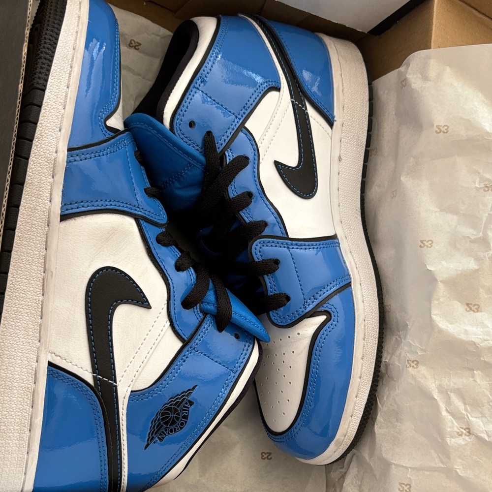 Jordan Women's Shoes - Blue and Black